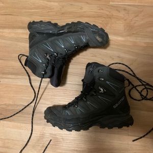 Salmon Hiking Boots